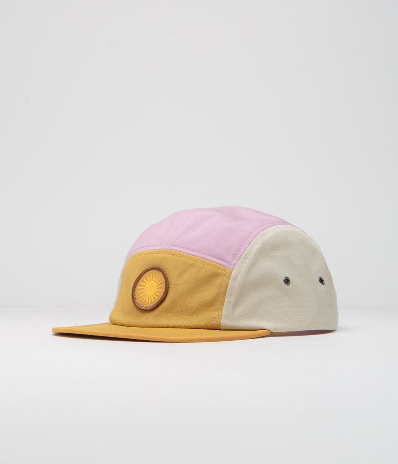 Patagonia Graphic Maclure Cap in Spirited Sun: Pufferfish Gold