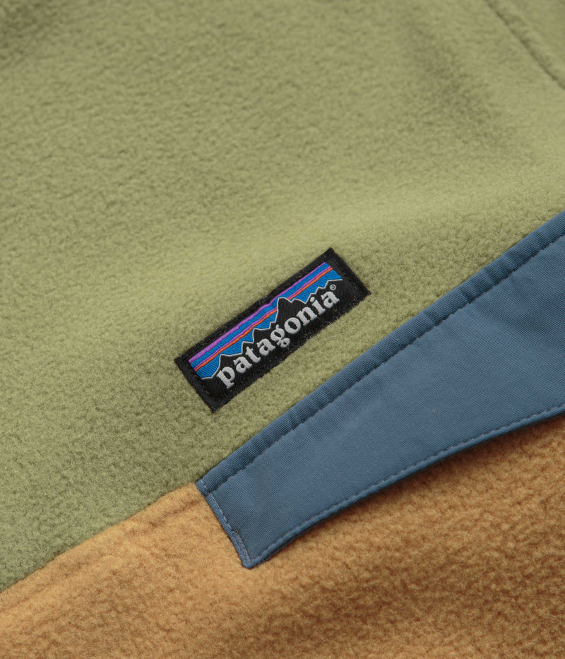 Patagonia Lightweight Synchilla Snap-T Fleece in Pufferfish Gold