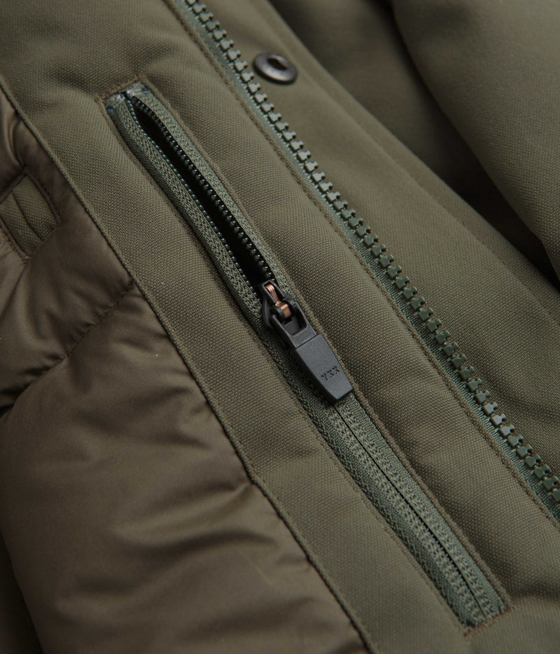 Patagonia Lone Mountain Parka in Basin Green