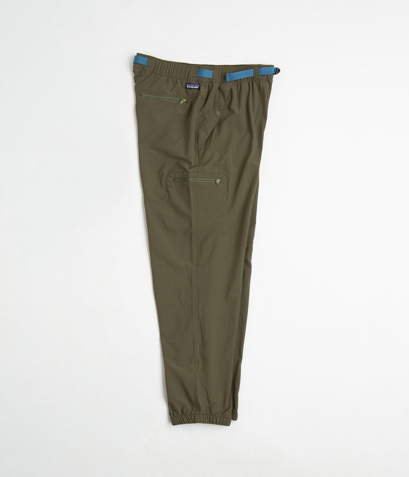 Patagonia Outdoor Everyday Pants in Basin Green