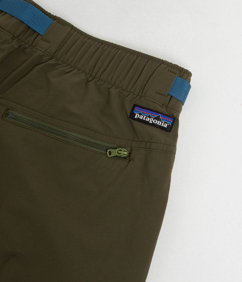 Patagonia Outdoor Everyday Pants in Basin Green