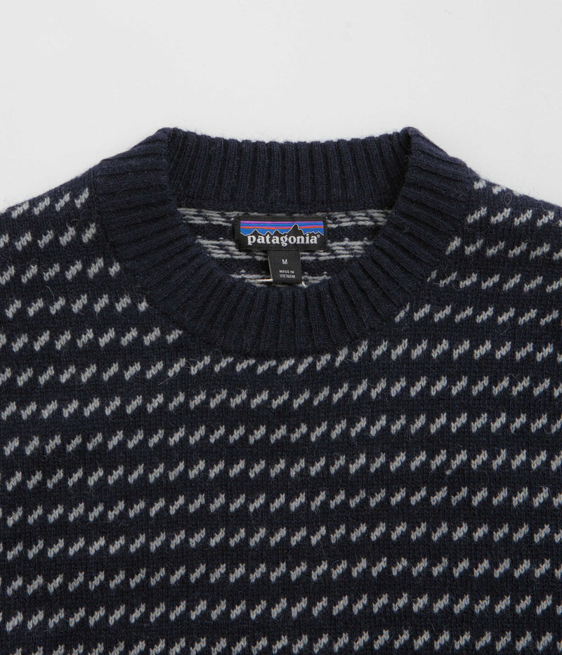 Patagonia Recycled Wool Sweatshirt in Classic Navy