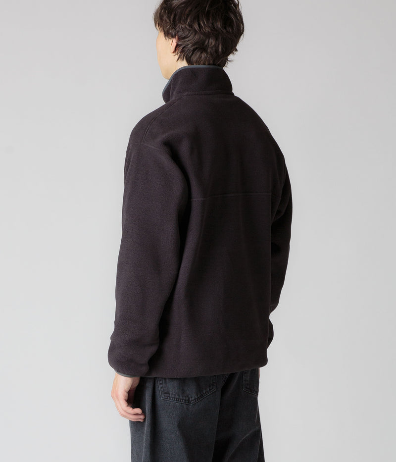 Patagonia Synchilla Snap-T Pullover Fleece in Black and Forge Grey