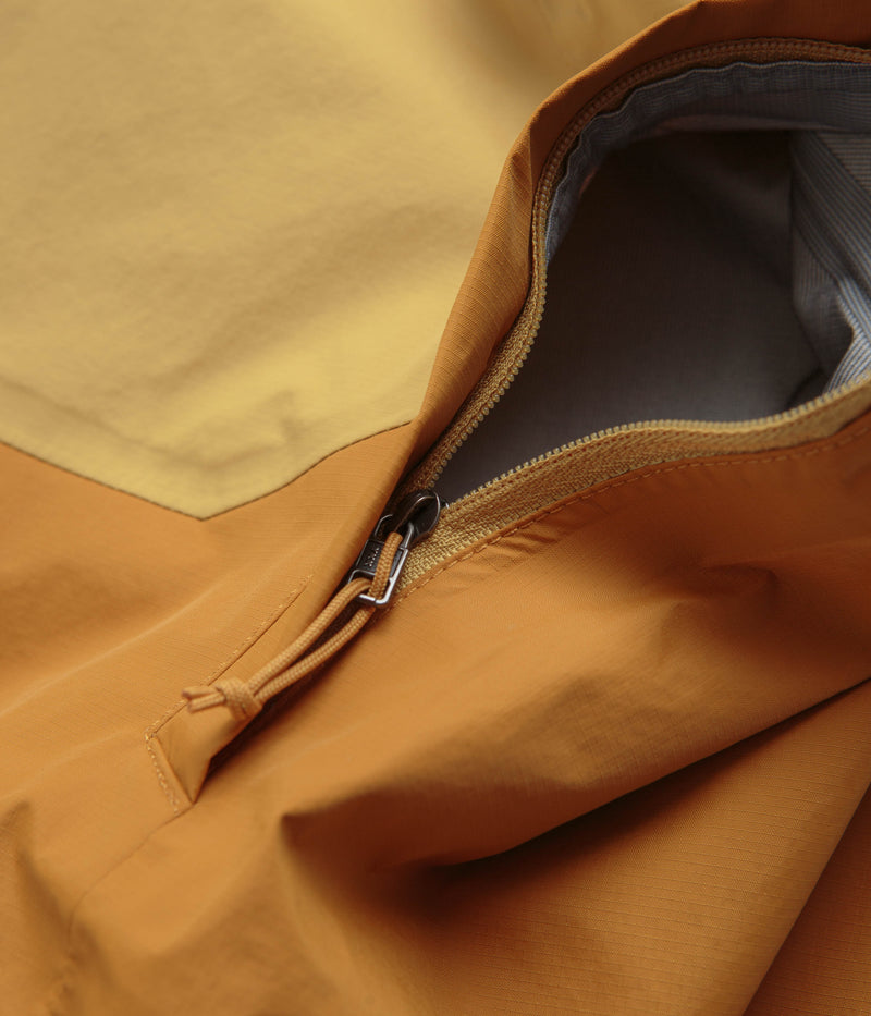 Patagonia Torrentshell 3L Jacket in Golden Caramel