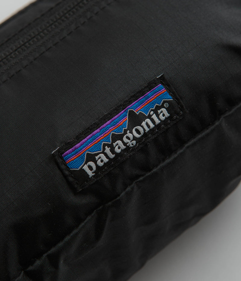 Patagonia Ultralight Black Hole Mini Hip Pack in Black