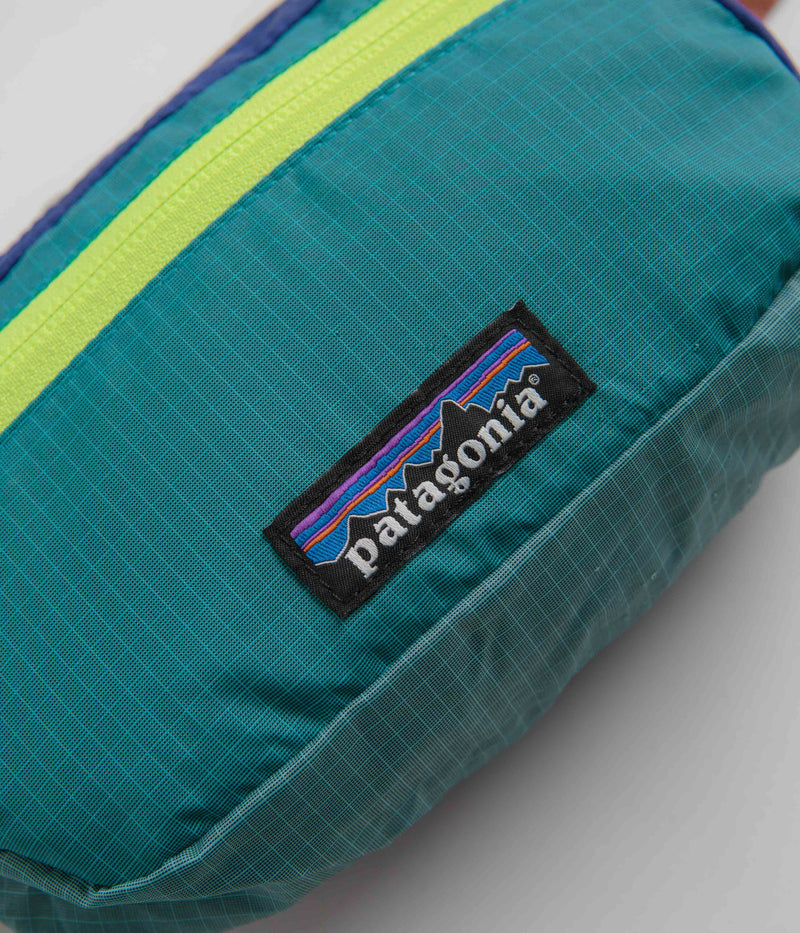Patagonia Ultralight Black Hole Mini Hip Pack in Patchwork: Subtidal Blue