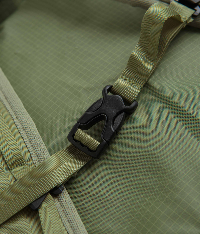 Patagonia Ultralight Black Hole Tote Pack in Buckhorn Green