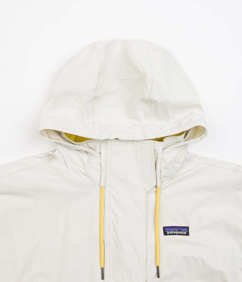 Patagonia Womens Skysail Jacket in Dyno White and Surfboard Yellow