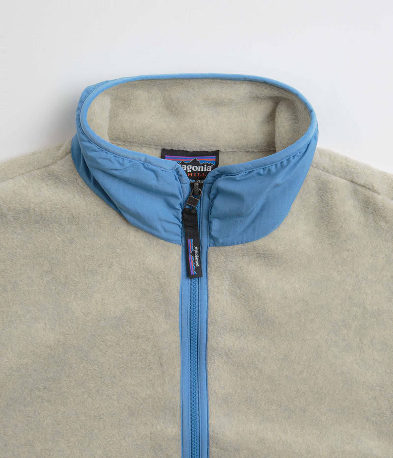 Patagonia Womens Synchilla Marsupial Fleece in Oatmeal Heather and Blue Bird