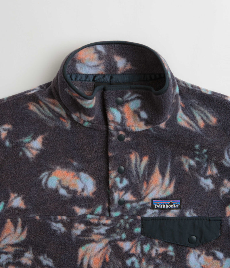 Patagonia Womens Synchilla Snap-T Pullover Fleece in Swirl Floral: Pitch Blue