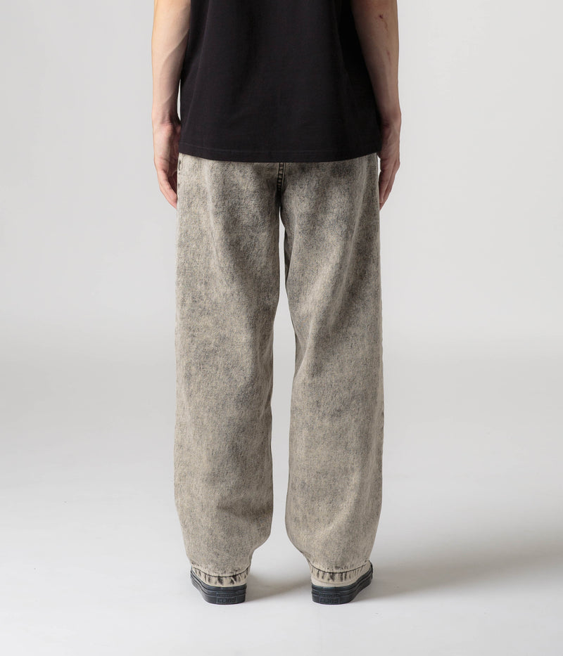 Polar Grund Chinos in Acid Black