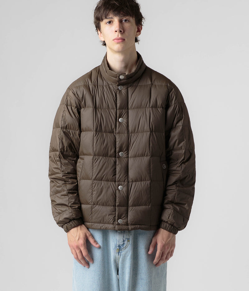 Polar Lightweight Puffer Jacket in Brown