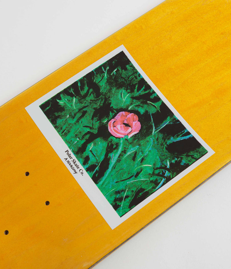 Polar Nick Boserio Amaryllis Deck in 8.375"