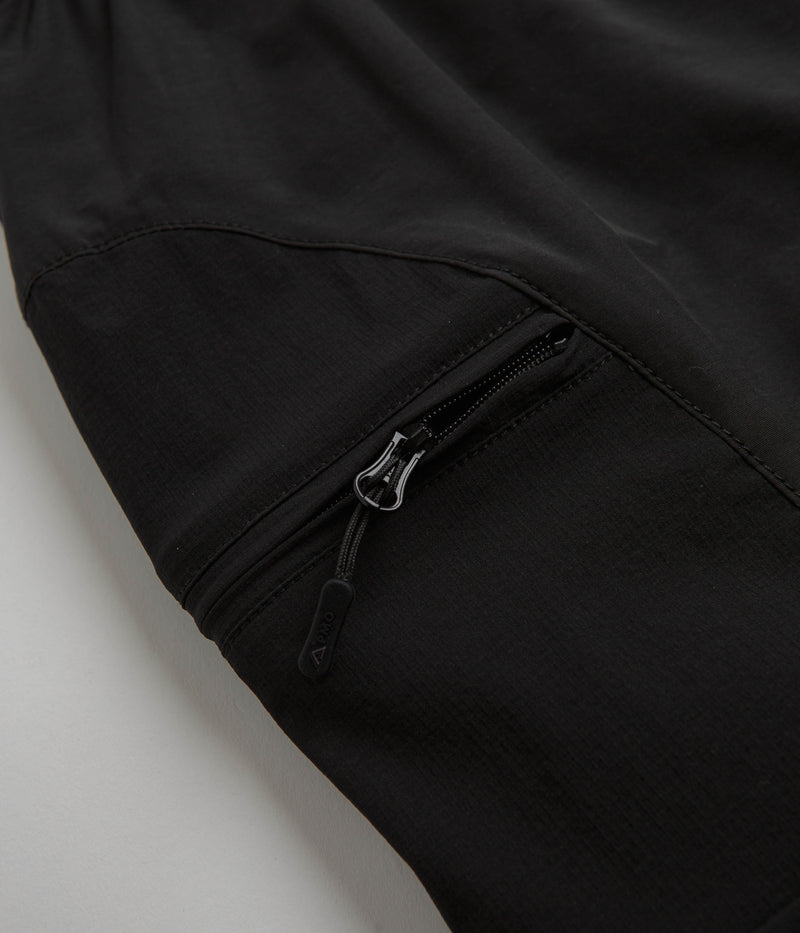 Purple Mountain Observatory Expedition Shorts in Black