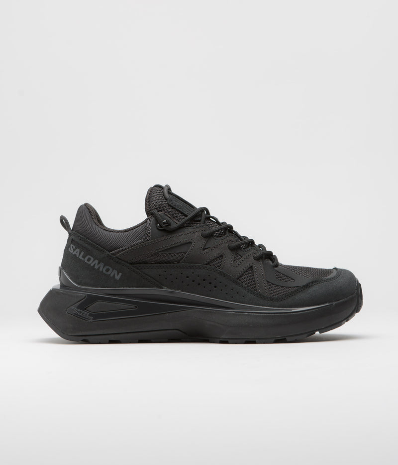 Salomon Odyssey ELMT Low Shoes in Black and Phantom / Black