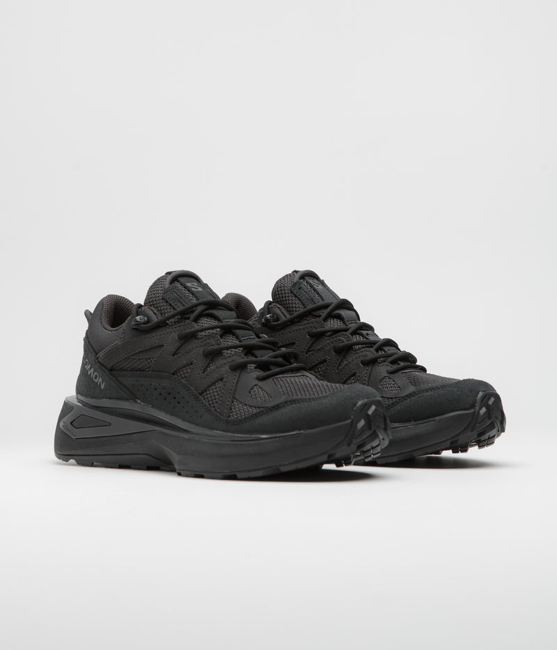 Salomon Odyssey ELMT Low Shoes in Black and Phantom / Black