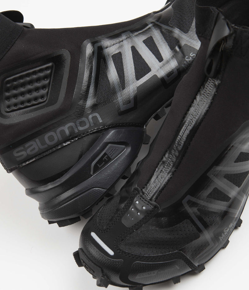 Salomon Snowcross Shoes in Black and Black / Magnet