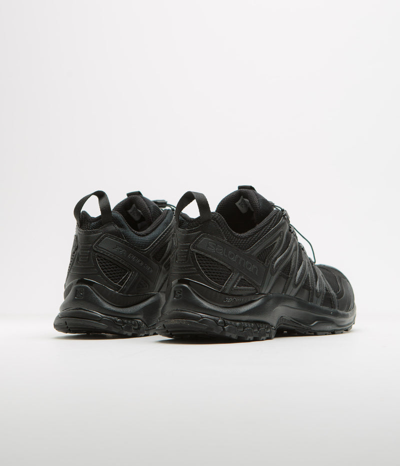 Salomon XA Pro 3D Shoes in Black and Black / Magnet
