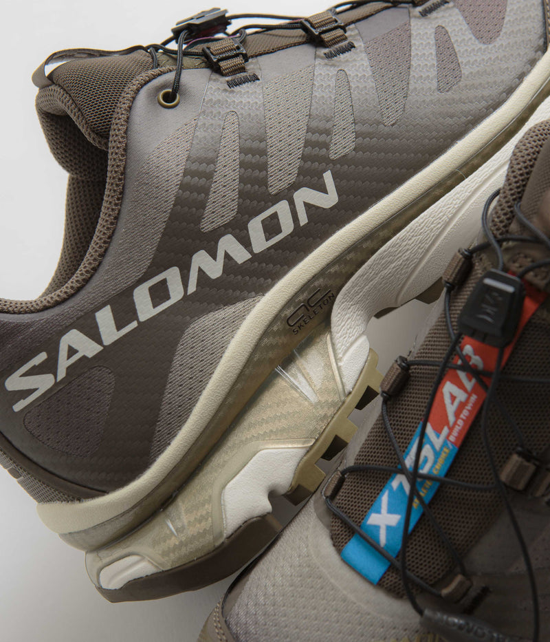 Salomon XT-4 OG Aurora Borealis Shoes in Canteen and Transparent Yellow / Dried Herb