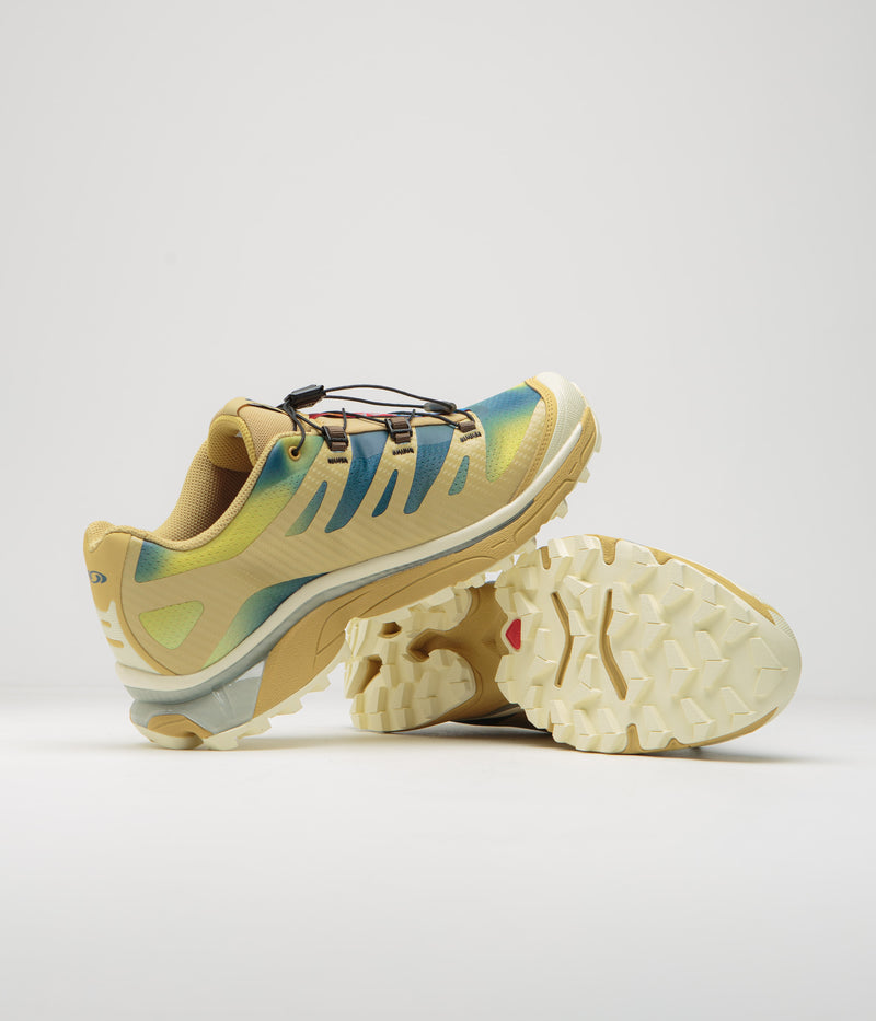 Salomon XT-4 OG Aurora Borealis Shoes in Southern Moss and Transparent Yellow / Deep Dive