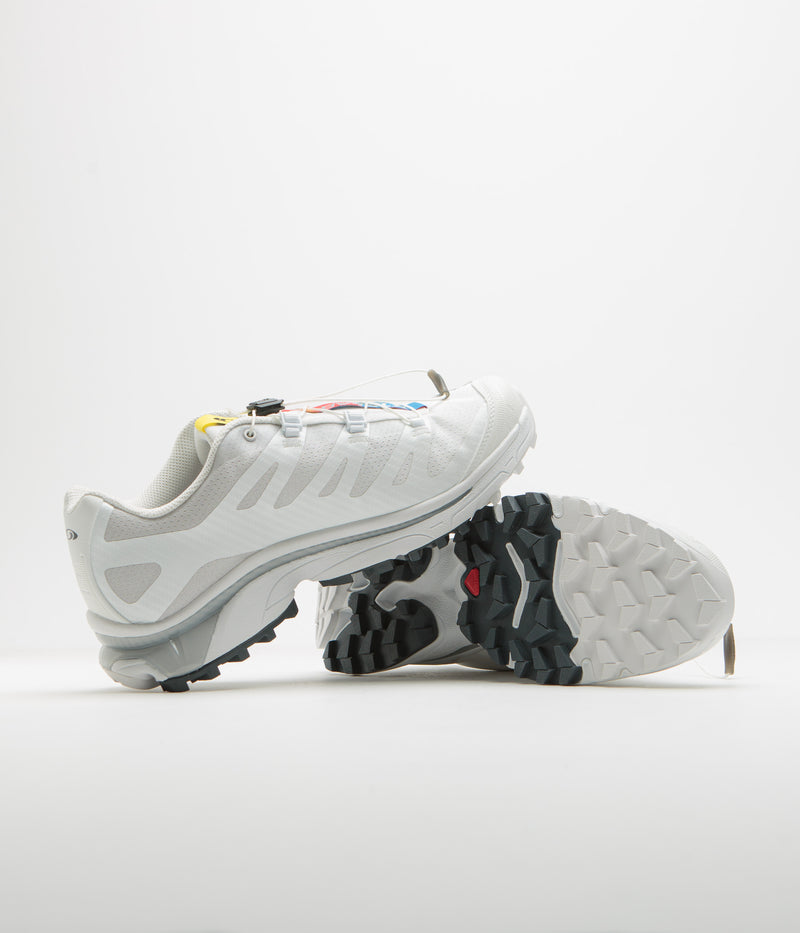 Salomon XT-4 OG Shoes in White and Ebony / Lunar Rock