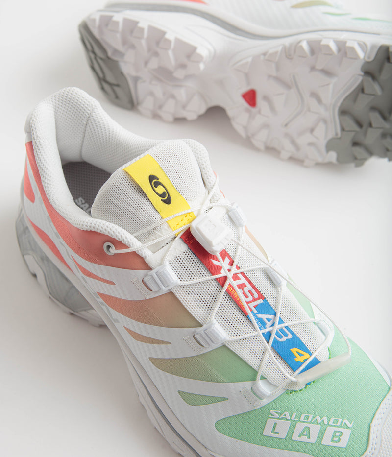 Salomon XT-4 OG Shoes in White and Green Ash / Coral