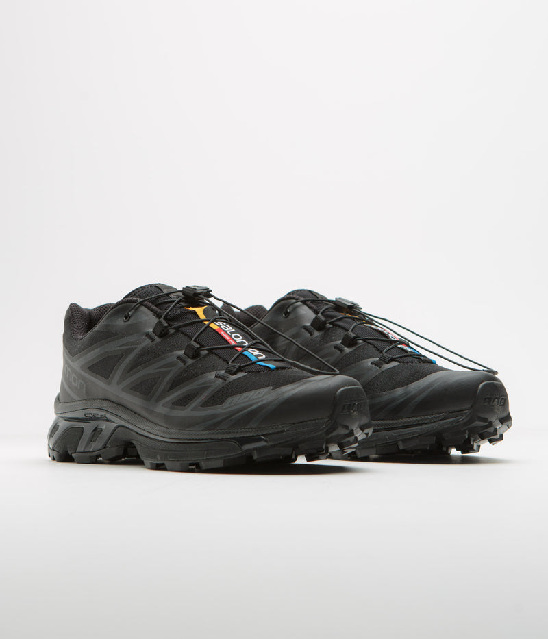 Salomon XT-6 Shoes in Black and Black / Phantom