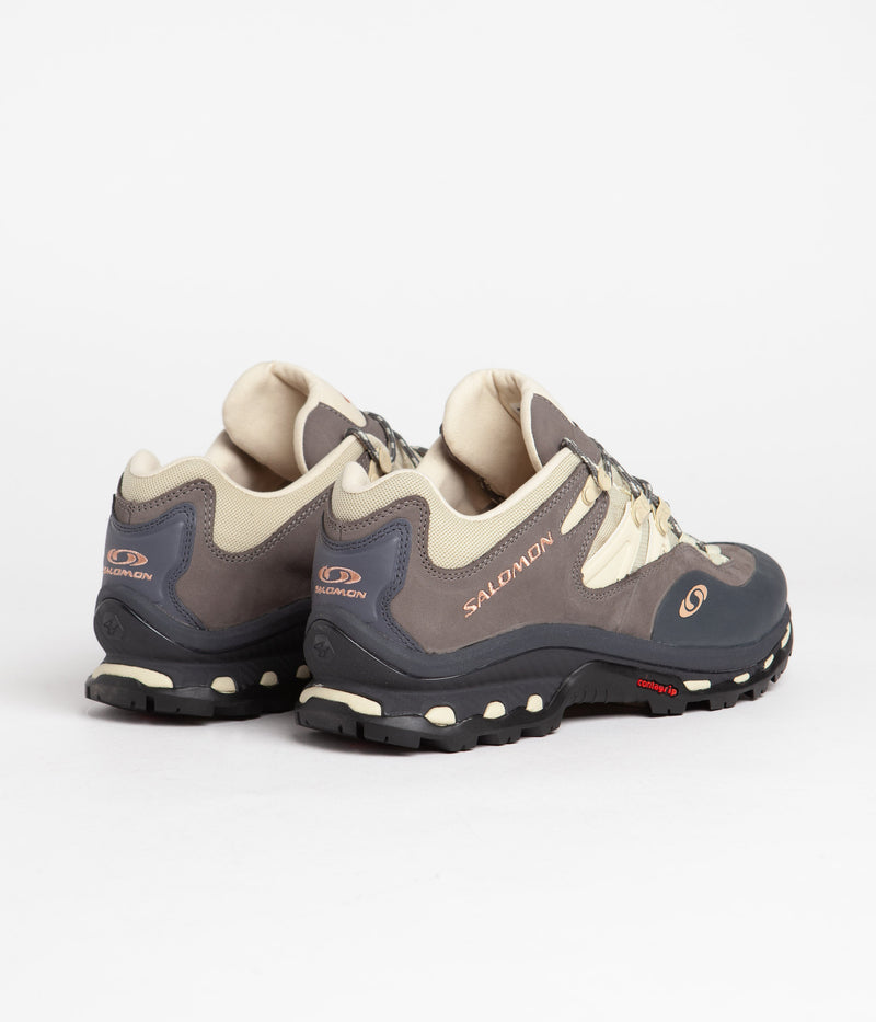 Salomon XT-Quest 2 Shoes in Ebony and Pewter / Moth