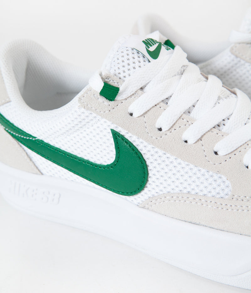 Nike SB Adversary Shoes in White and Pine Green and White - White