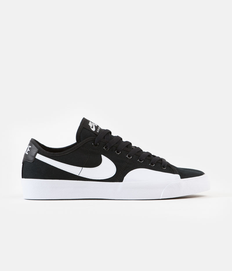 Nike SB Blazer Court Shoes in Black and White and Black - Gum Light Brown