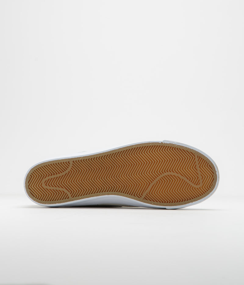 Nike SB Blazer Low Pro GT Shoes in White and Fir and White - Gum Light Brown