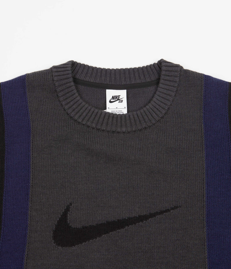 Nike SB Crewneck Sweatshirt in Black and Dark Smoke Grey / Midnight Navy / Black