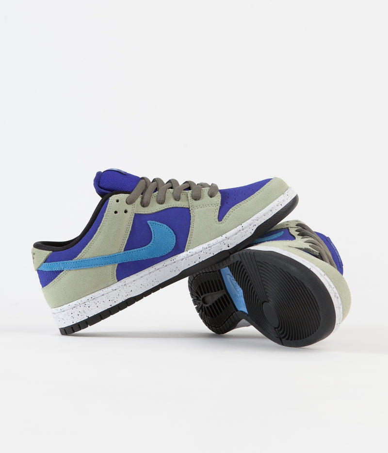 Nike SB Dunk Low Pro ACG Caldera Shoes in Celadon and Coast and Concord - Black