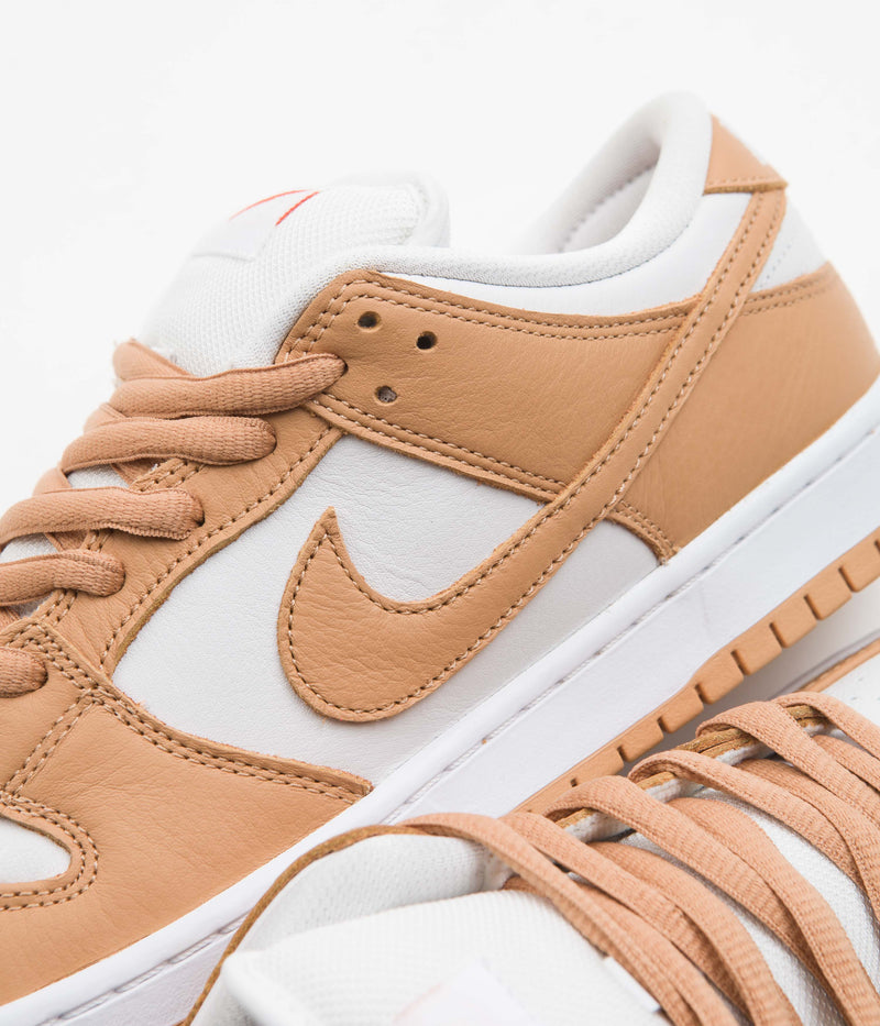 Nike SB Dunk Low Pro Orange Label Shoes in Light Cognac and Light Cognac and White - Light Cognac