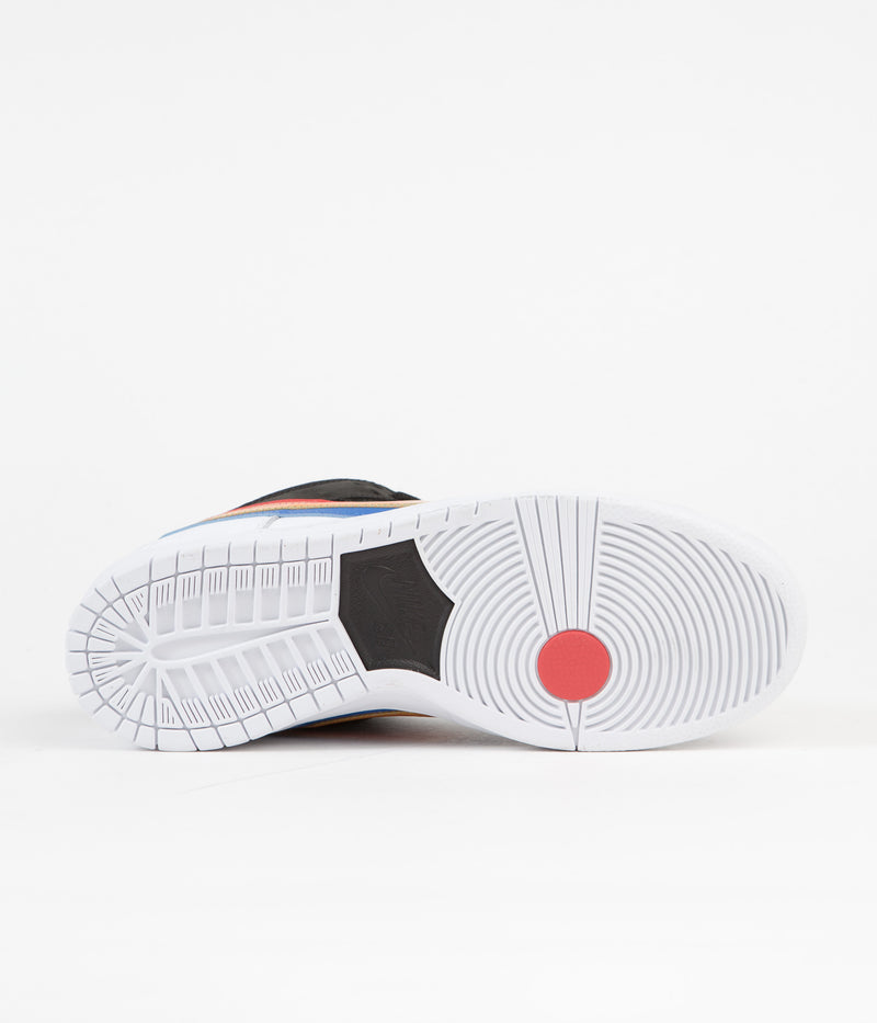 Nike SB Dunk Low Pro 'Polaroid' Shoes in Black and Black and White