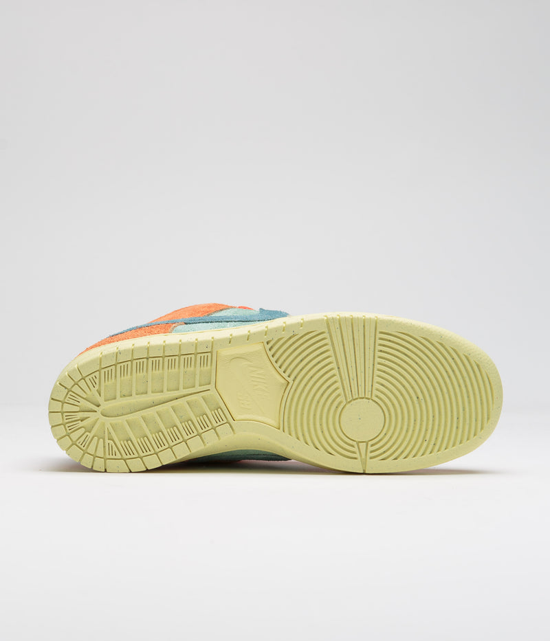 Nike SB Dunk Low Pro Premium Shoes in Orange and Noise Aqua and Emerald Rise - Orange