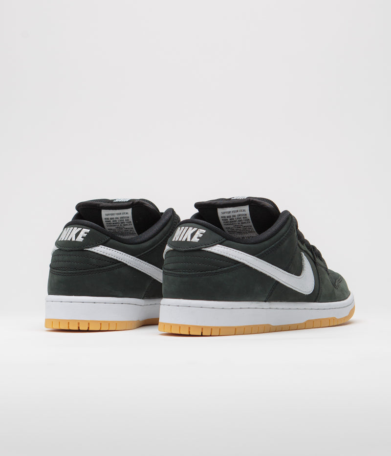 Nike SB Dunk Low Pro Shoes in Black and White and Black - Gum Light Brown