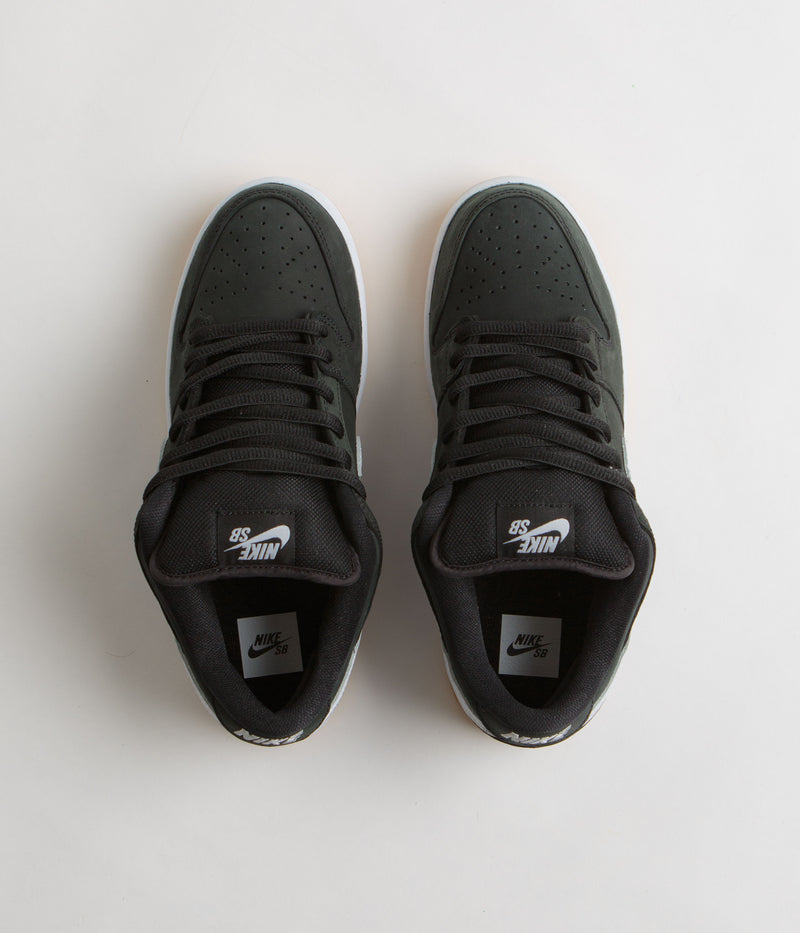 Nike SB Dunk Low Pro Shoes in Black and White and Black - Gum Light Brown