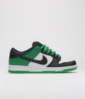 Nike SB Dunk Low Pro Shoes in Classic Green and Black and White - Classic Green - Black