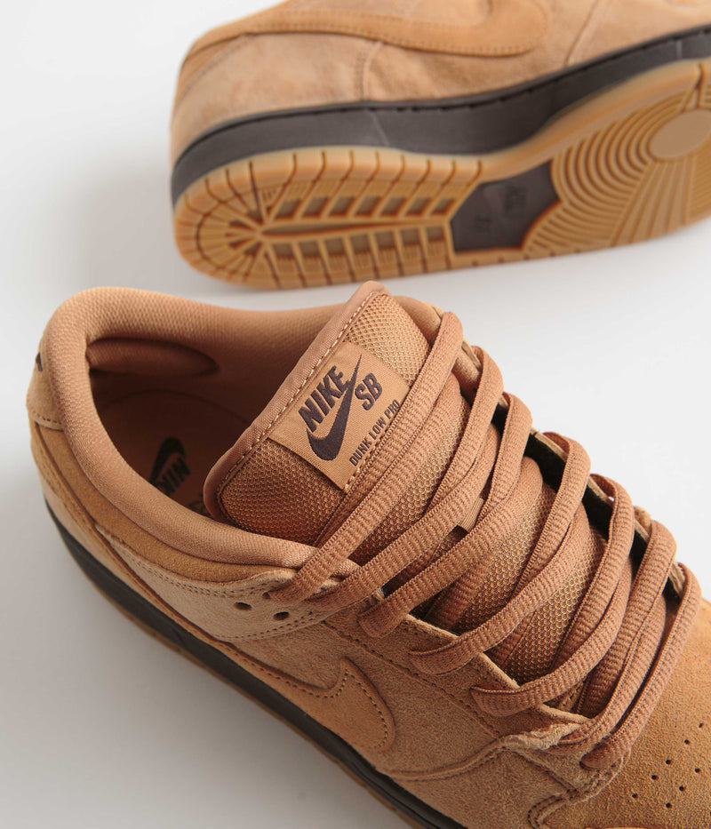 Nike SB Dunk Low Pro 'Wheat' Shoes in Flax and Flax and Flax - Baroque Brown