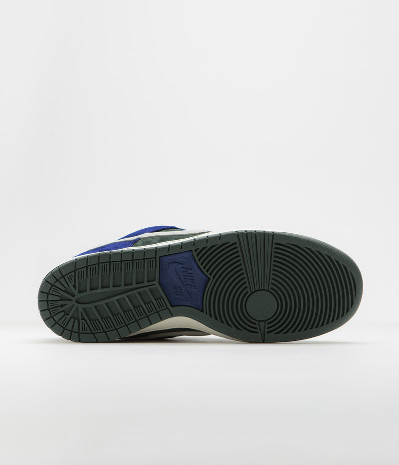 Nike SB Dunk Low Pro 'Wildcard' Shoes in Deep Royal Blue and Sail and Vintage Green