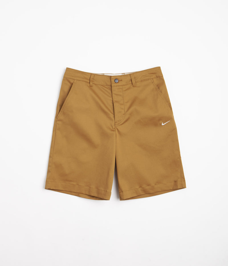 Nike SB El Chino Shorts in Ale Brown and White