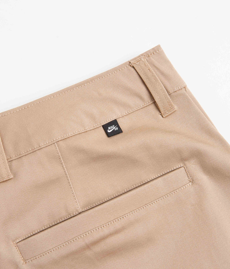 Nike SB El Chino Shorts in Hemp