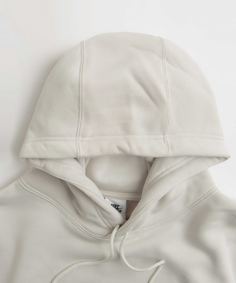 Nike SB Embroidered Graphic Hoodie in Light Bone and Deep Jungle