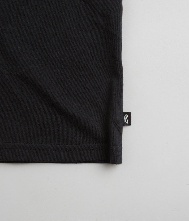 Nike SB Essentials T-Shirt in Black