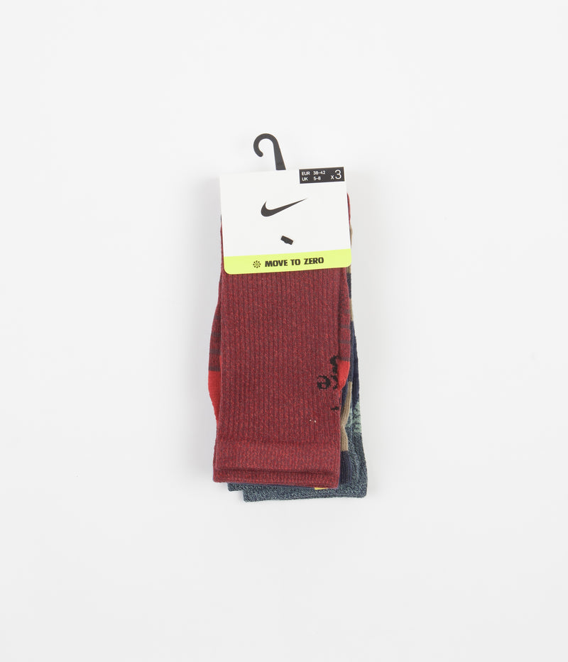 Nike SB Everyday Max Lightweight Crew Socks (3 Pair) in Red and Blue / Multi