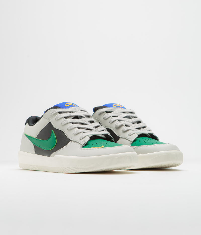 Nike SB Force 58 Premium Shoes in Light Bone and Malachite and Black - Sail