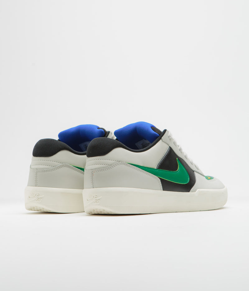 Nike SB Force 58 Premium Shoes in Light Bone and Malachite and Black - Sail