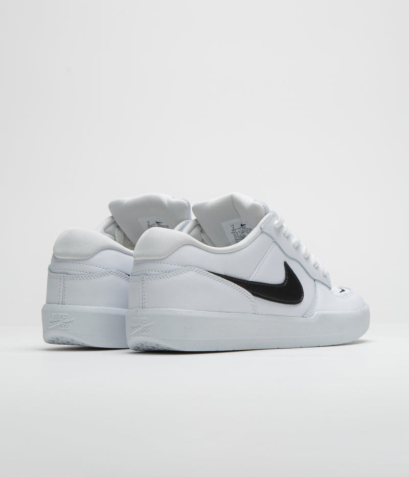 Nike SB Force 58 Premium Shoes in White and Black and White - White