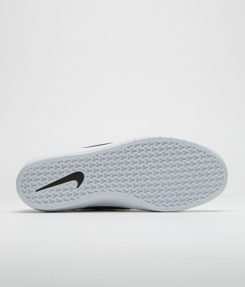 Nike SB Force 58 Premium Shoes in White and Black and White - White